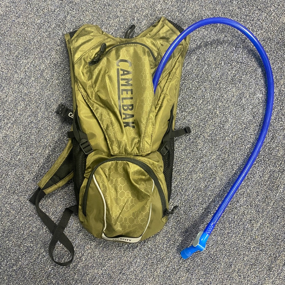 CamelBak Velocity 2.5L / 85oz Hydration Pack Olive Green Backpack Reservoir